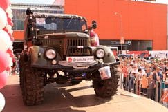 KYB - официальные амортизаторы фестиваля УралМоторШоу-2016